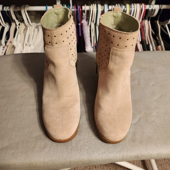 Sorel Joan Uptown Bootie Stud - Picture 2 of 9